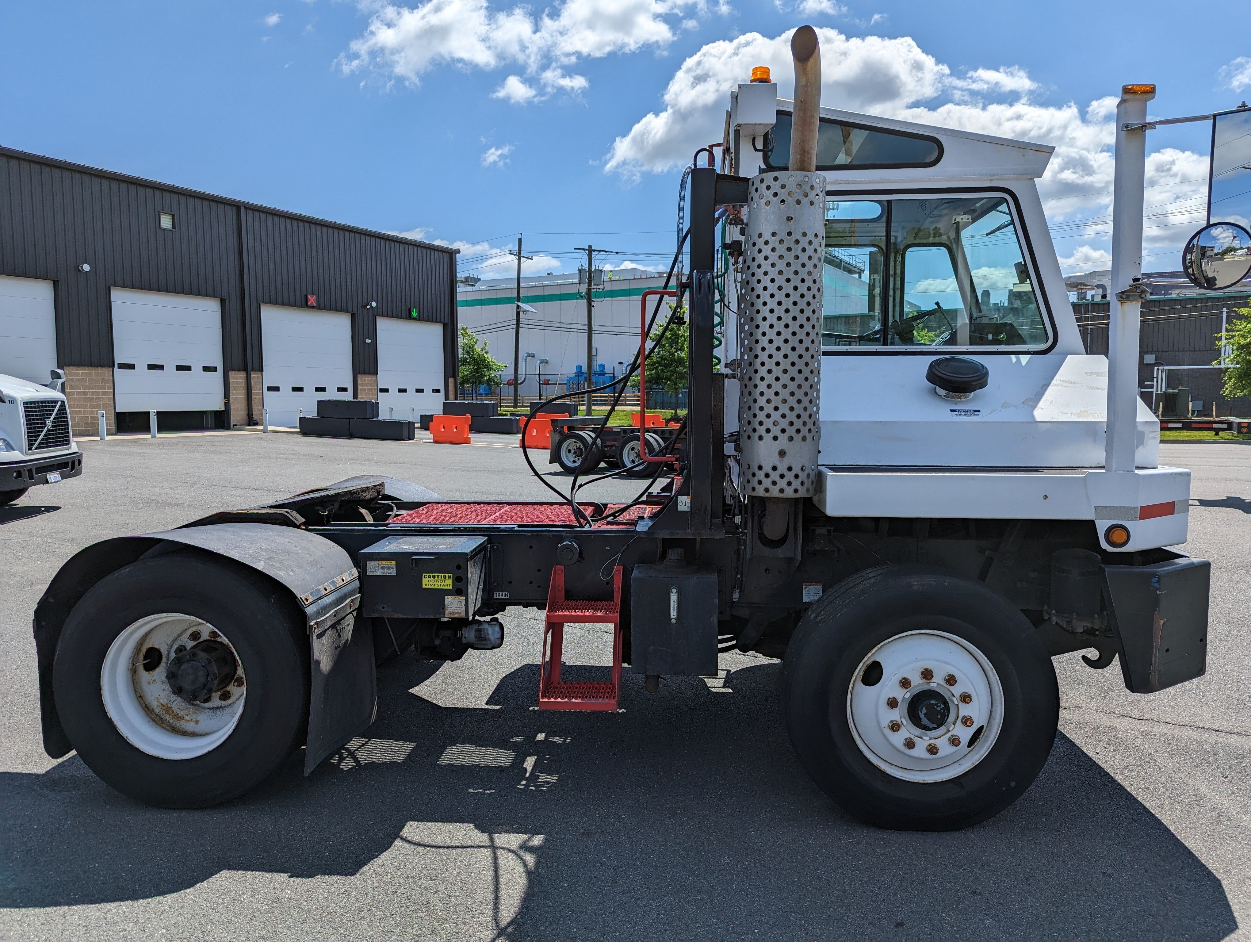 2009 CAPACITY TRUCKS TJ5000 DOT/ROAD LEGAL STK# 20633